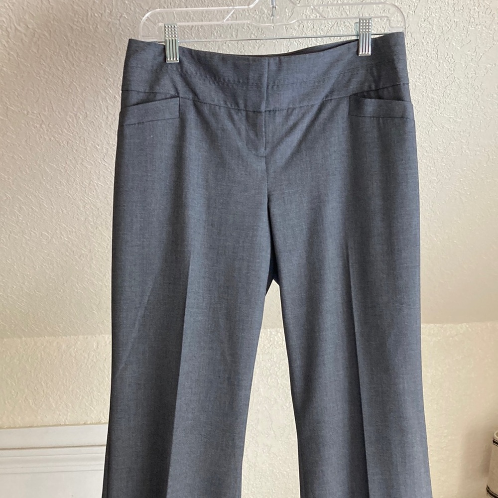 Limited Collection women’s size 4/S pants.
